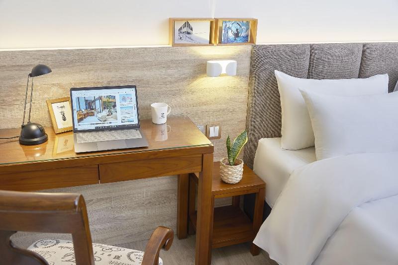 Hotel Z Feng Chia Taichung image