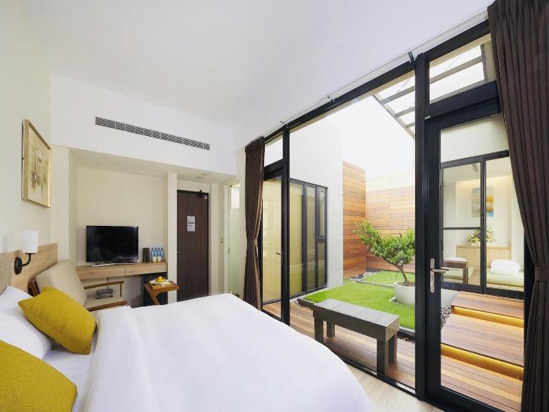 Hotel Z Feng Chia Taichung image