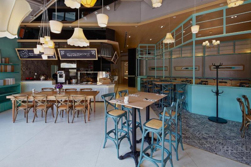 Hotel 7 Taichung image