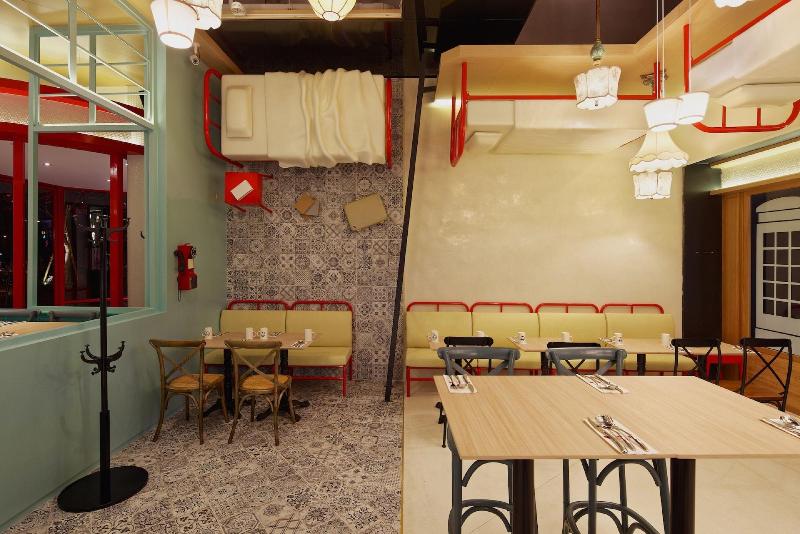 Hotel 7 Taichung image