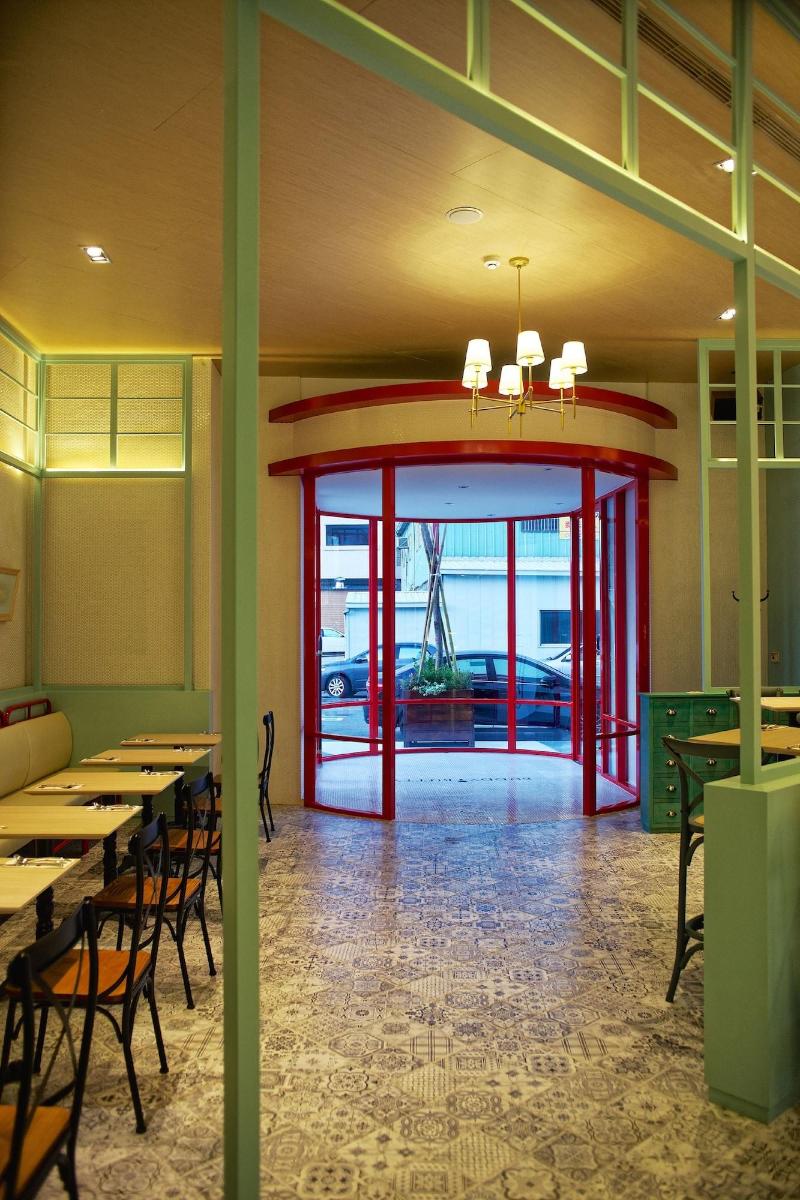 Hotel 7 Taichung image