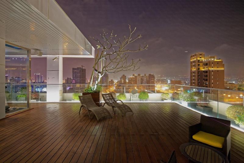 Hotel 7 Taichung image