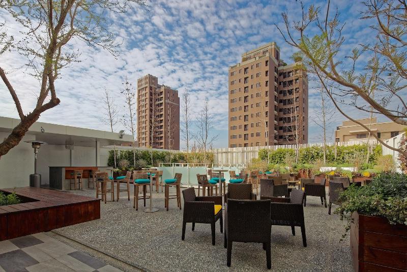 Hotel 7 Taichung image