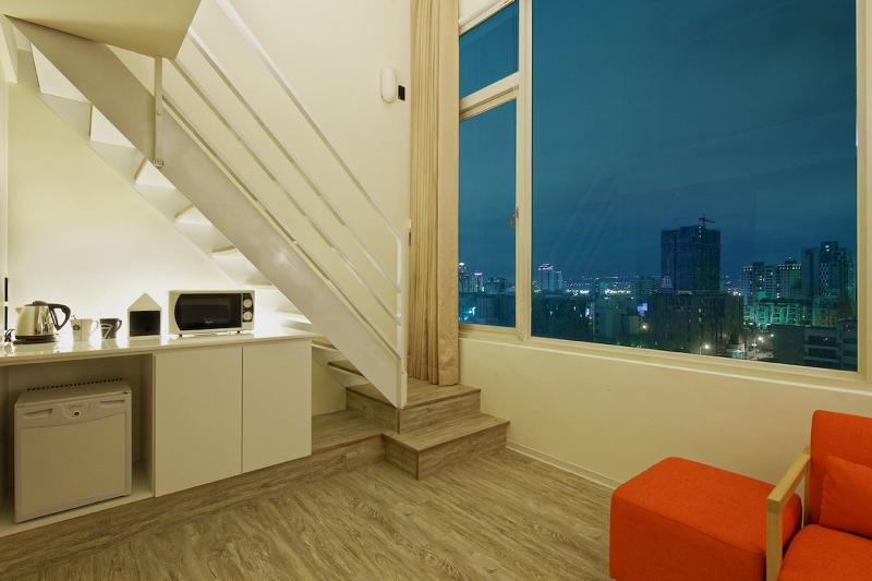 Hotel 7 Taichung image