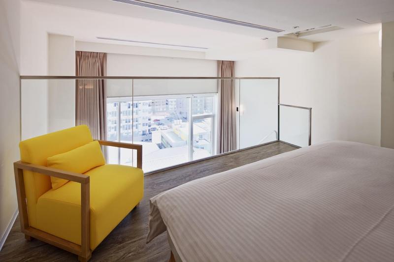 Hotel 7 Taichung image