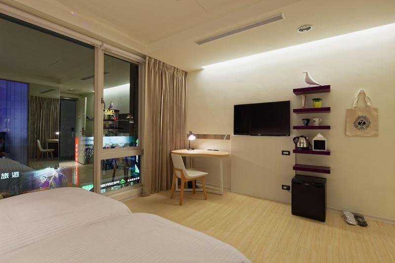 Hotel 7 Taichung image