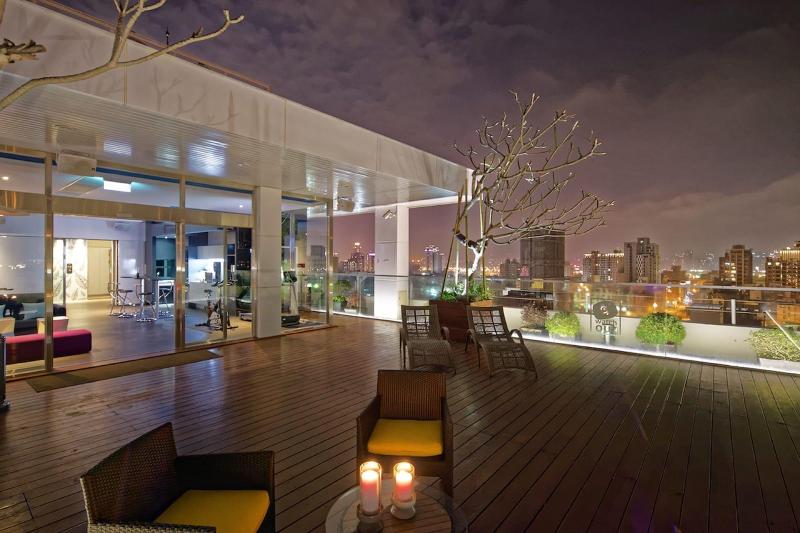 Hotel 7 Taichung image