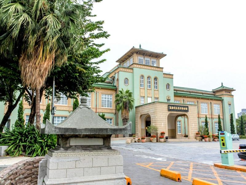 Chao She Hotel image