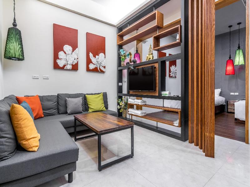 Mambo Boutique Hotel image