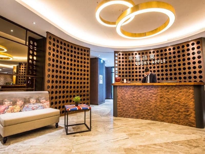 Lucky Apple Hotel image