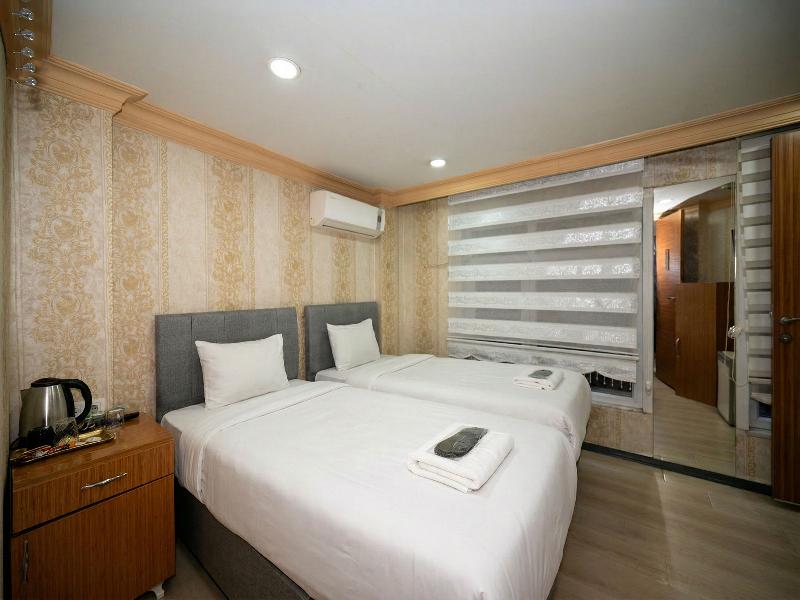 Taksim Maxwell Hotel image