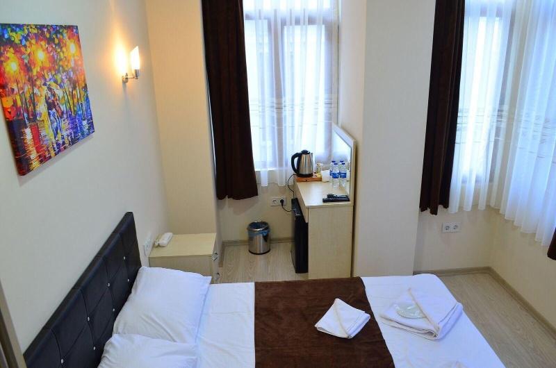 Addressuiteshotel image