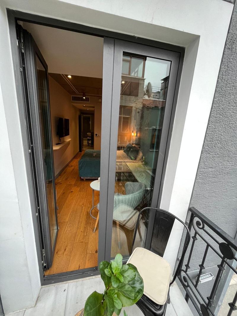 Royal Galata Hotel image