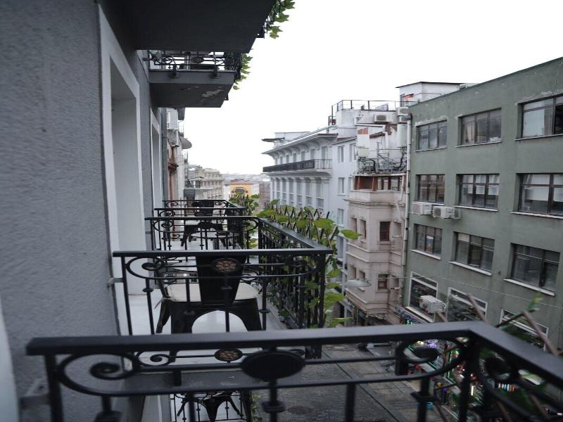 Royal Galata Hotel image