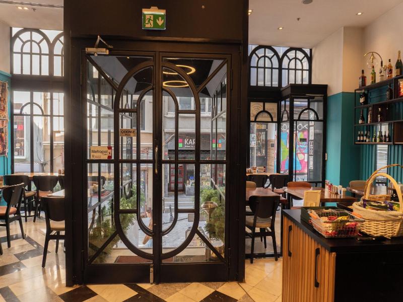 Royal Galata Hotel image
