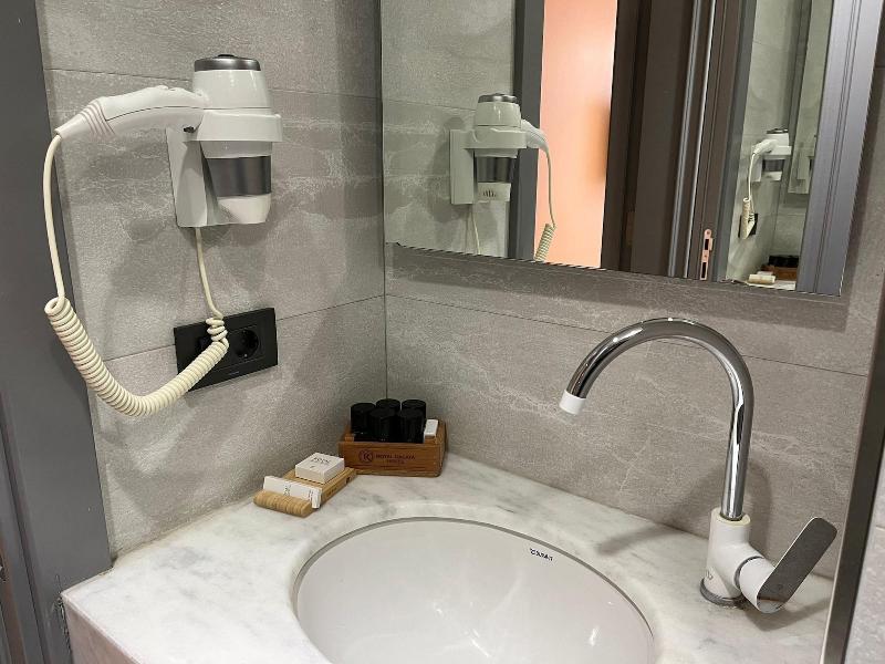 Royal Galata Hotel image