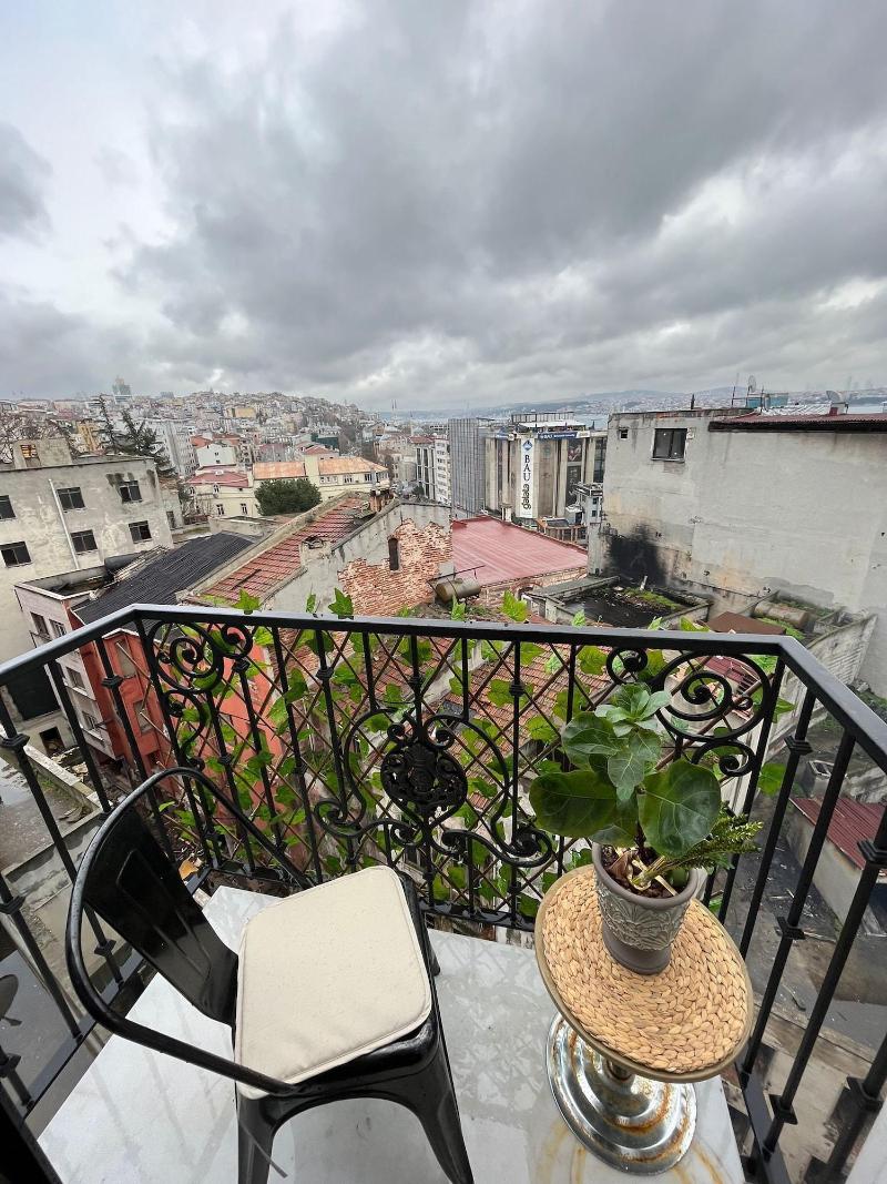 Royal Galata Hotel image