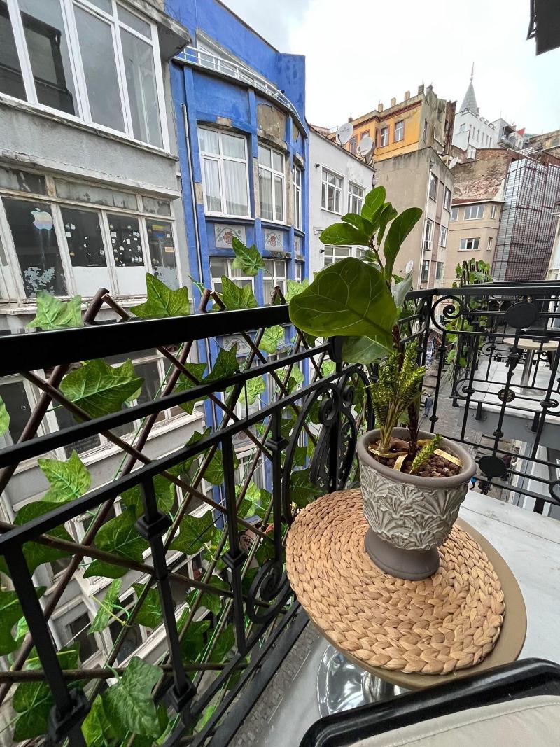 Royal Galata Hotel image