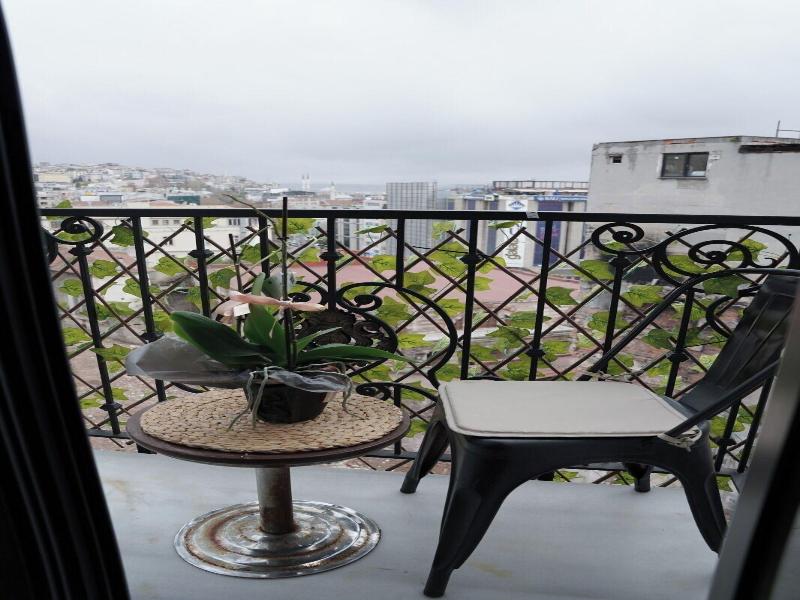 Royal Galata Hotel image