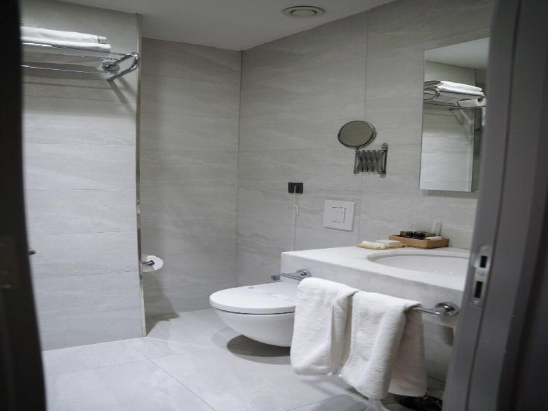 Royal Galata Hotel image