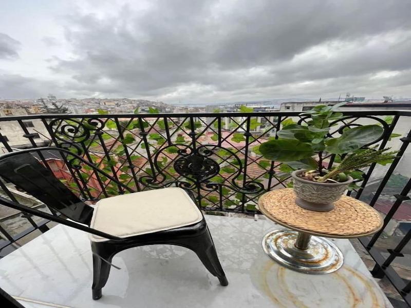 Royal Galata Hotel image