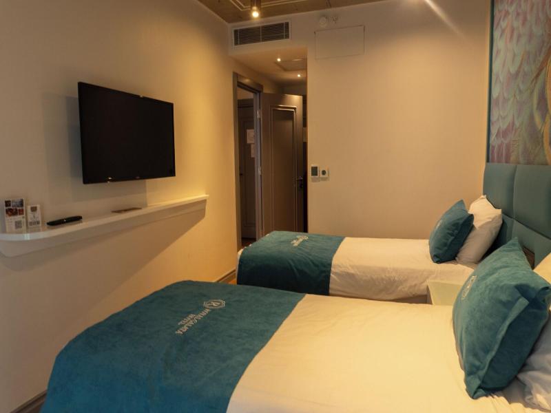 Royal Galata Hotel image
