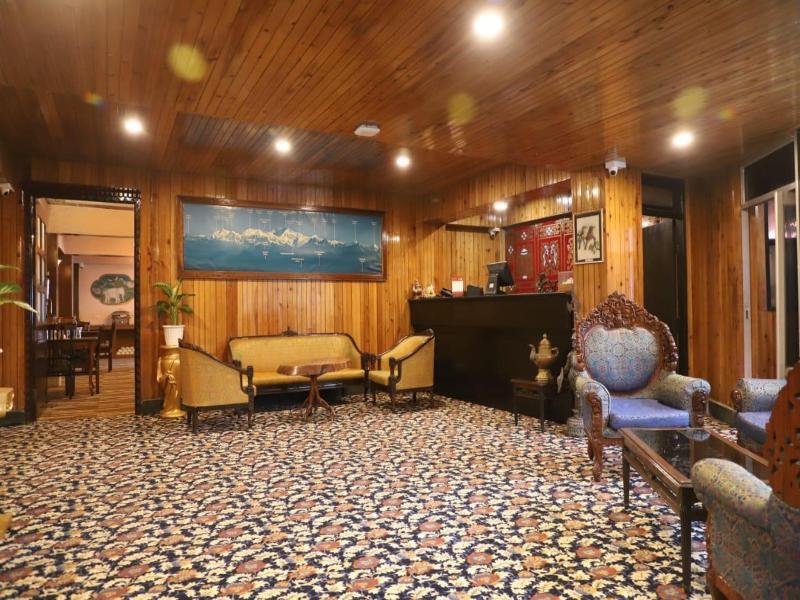 The Lindsay Himalayan Heights