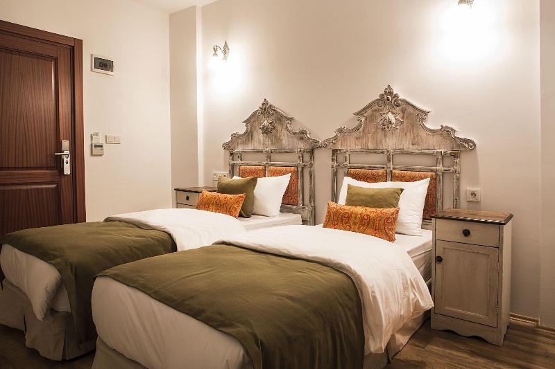 Oriella Hotel image