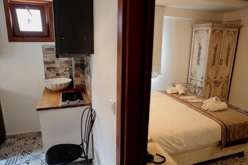 Oriella Hotel image
