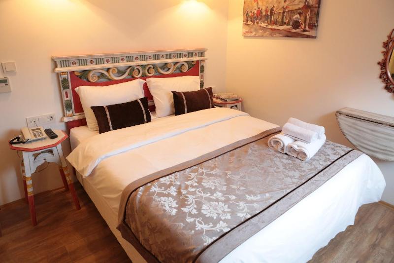 Oriella Hotel image