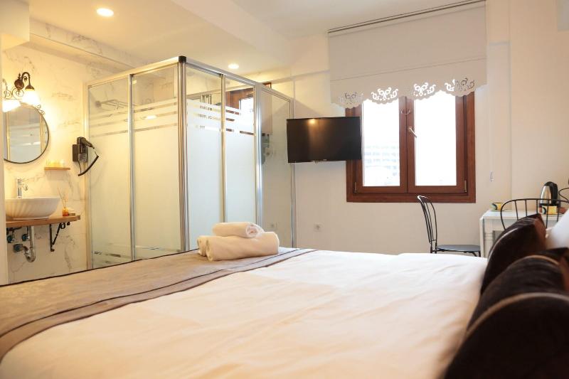 Oriella Hotel image