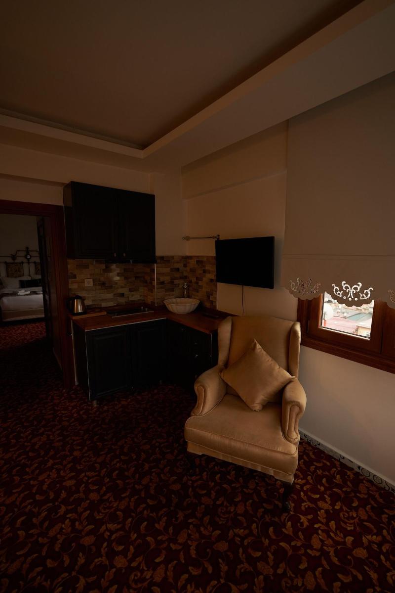 Oriella Hotel image