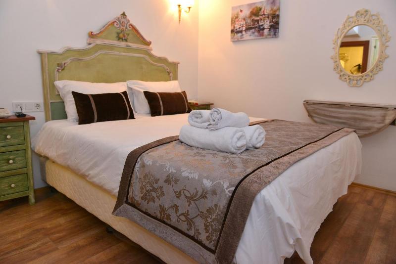 Oriella Hotel image