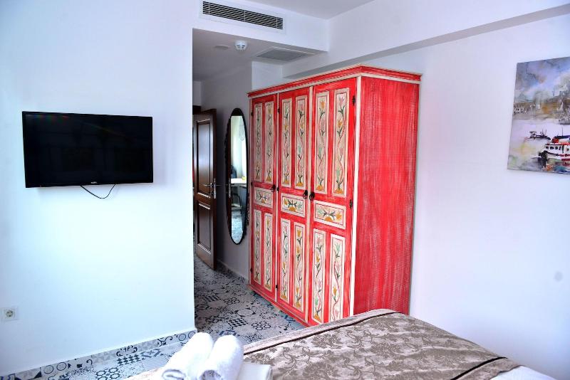 Oriella Hotel image