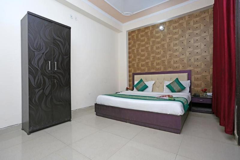 Hotel Avalon Palace image