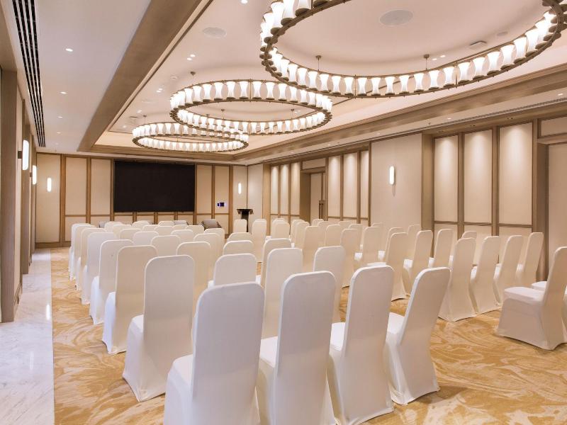 Dlf Club 4 image