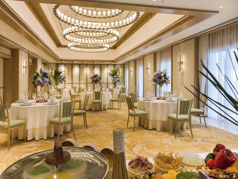 Dlf Club 4 image