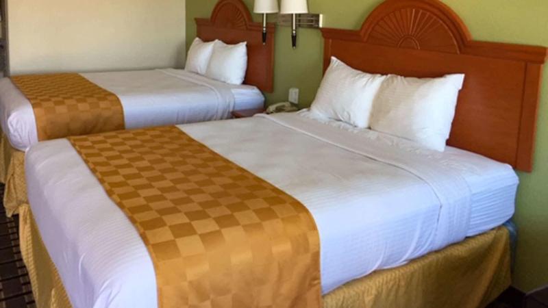 Motel 6 Tyler Tx image