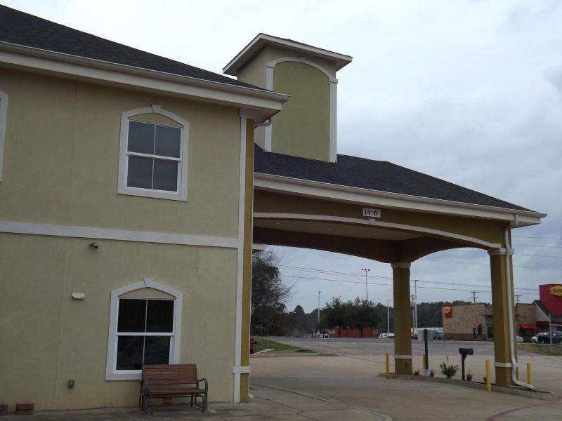Sunriser Inn — exterior view