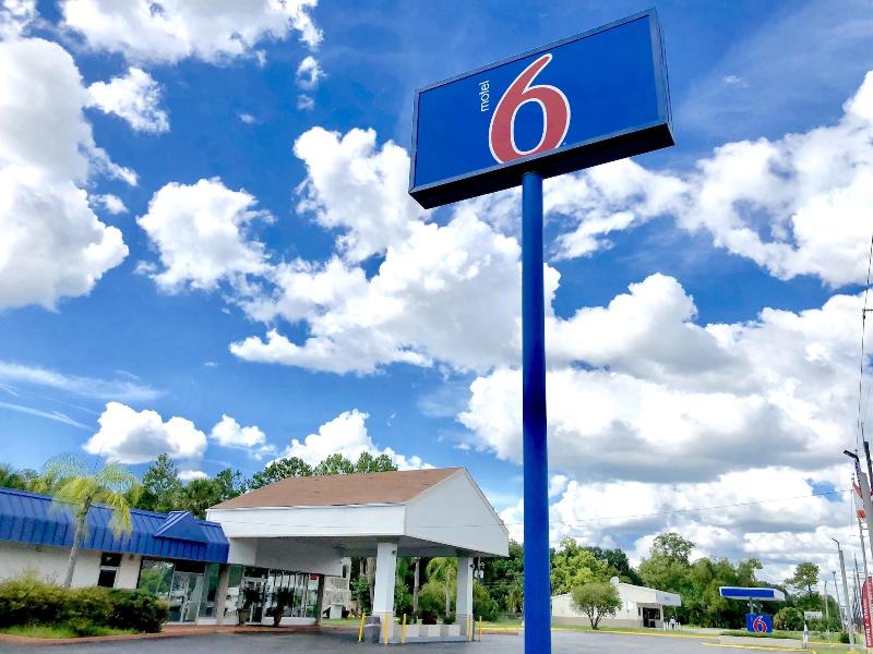 Motel 6 Starke Fl image