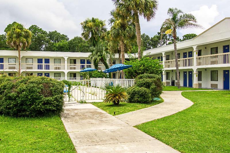 Motel 6 Starke Fl image