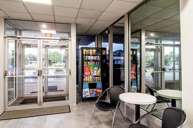 Motel 6 Starke Fl image