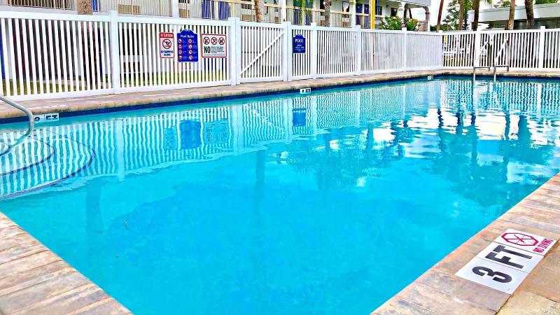 Motel 6 Starke Fl image