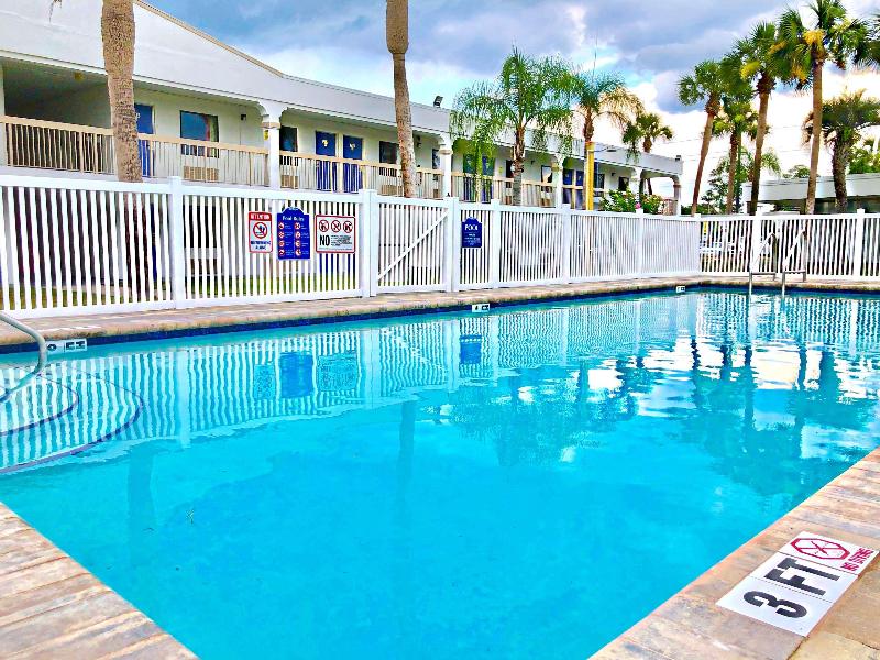 Motel 6 Starke Fl image