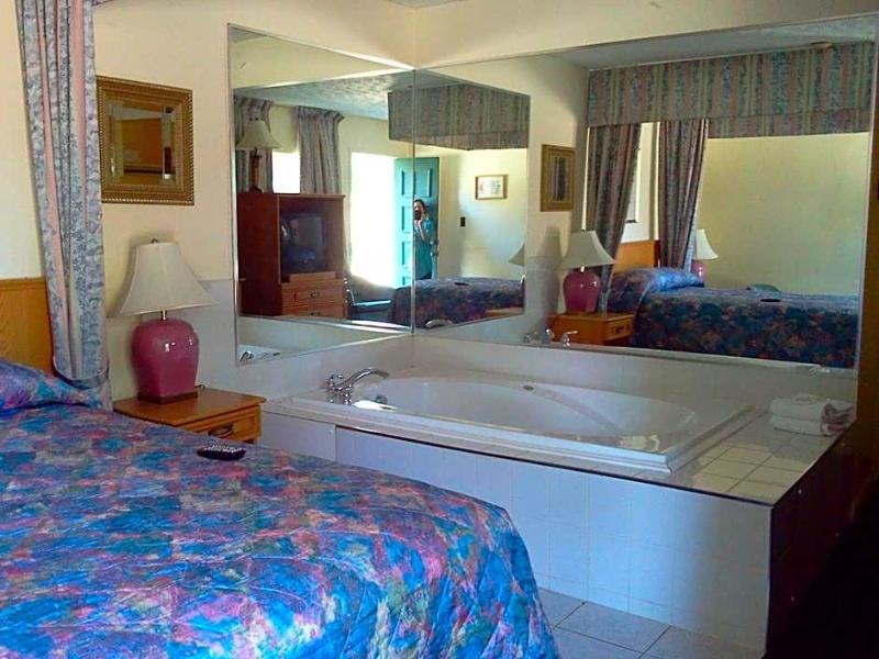 Sunset Inn image