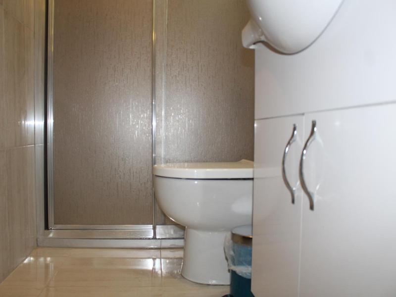 Gul Otel image