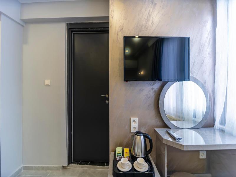 Gul Otel image