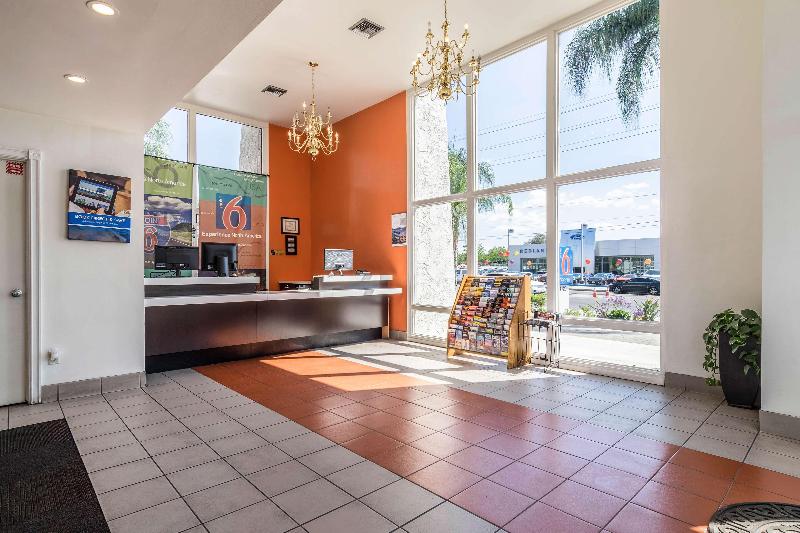 Motel 6 Redlands Ca image