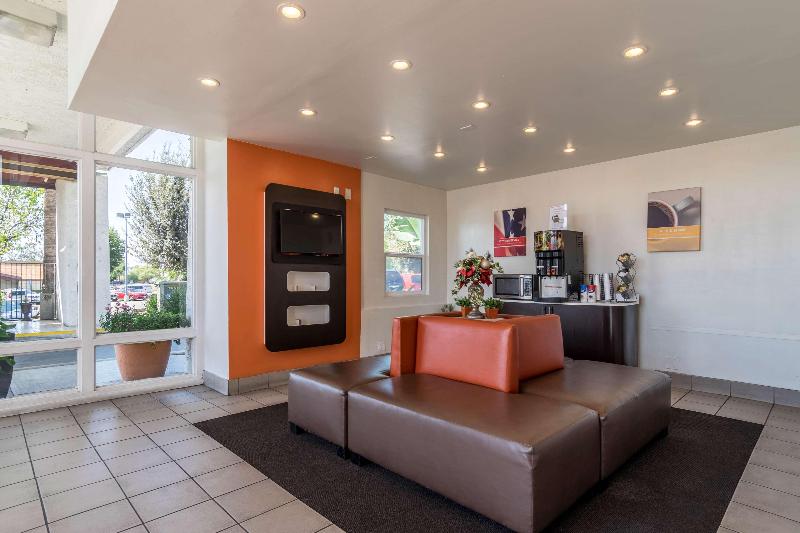 Motel 6 Redlands Ca image
