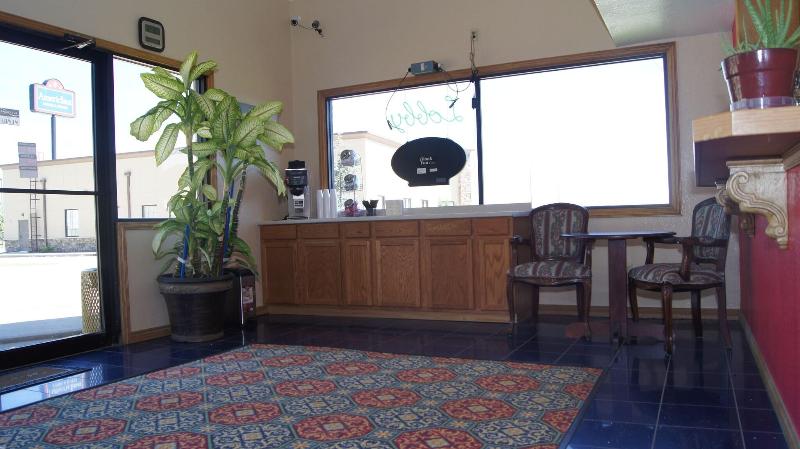 Holiday Lodge Suites